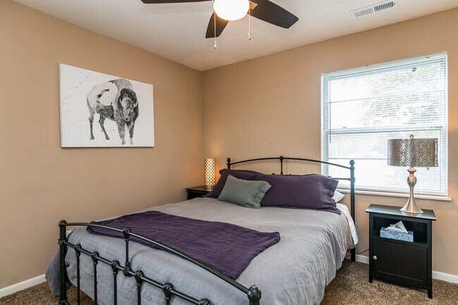 Building Photo - Heritage Ridge Apartments