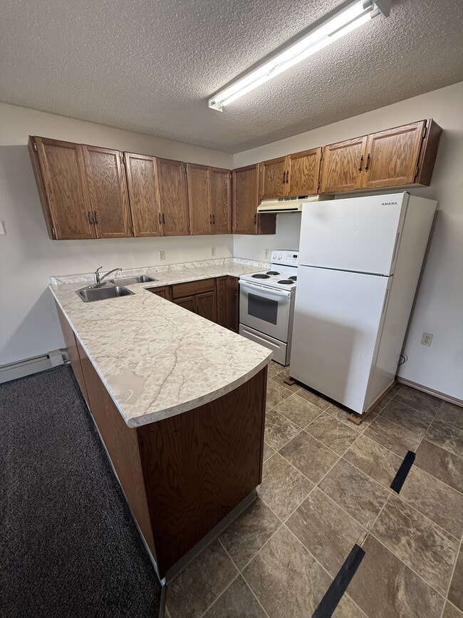 Building Photo - 5013 50 St