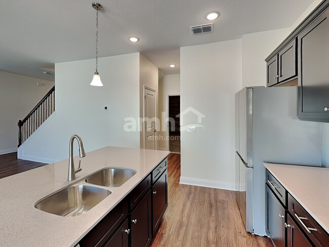 Building Photo - 6069 Little Blf Cir