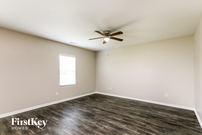 Building Photo - 194 Apalachee Dr