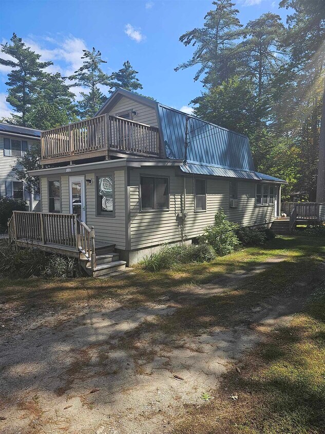 Foto principal - 117 St James Ave