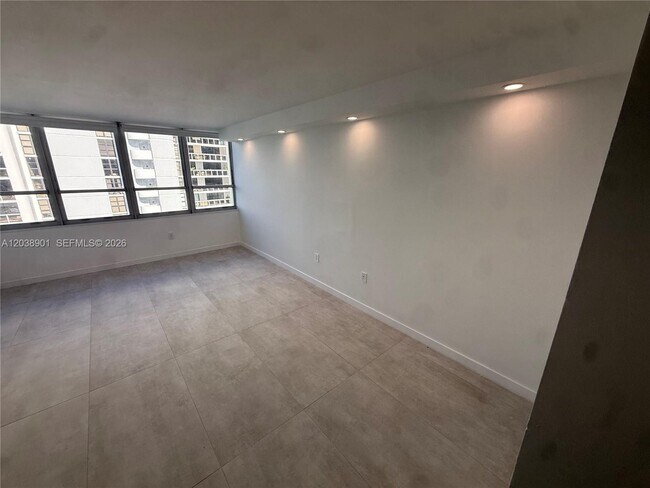 Foto del edificio - 11 Island Ave