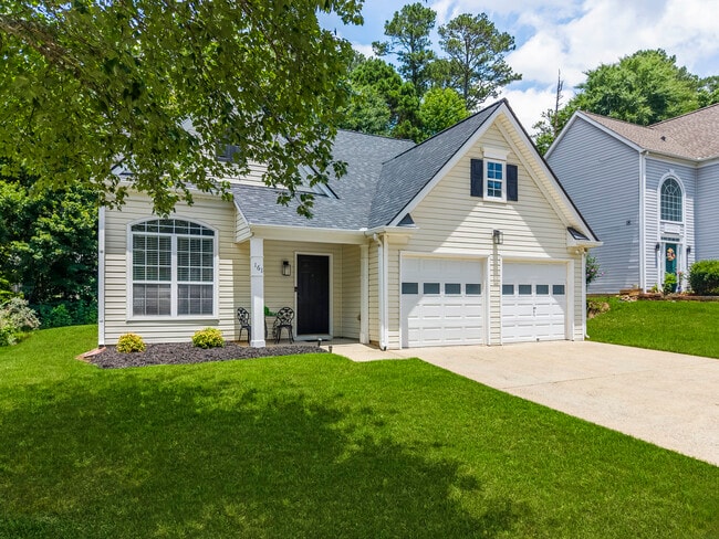 Building Photo - 161 Weatherstone Dr