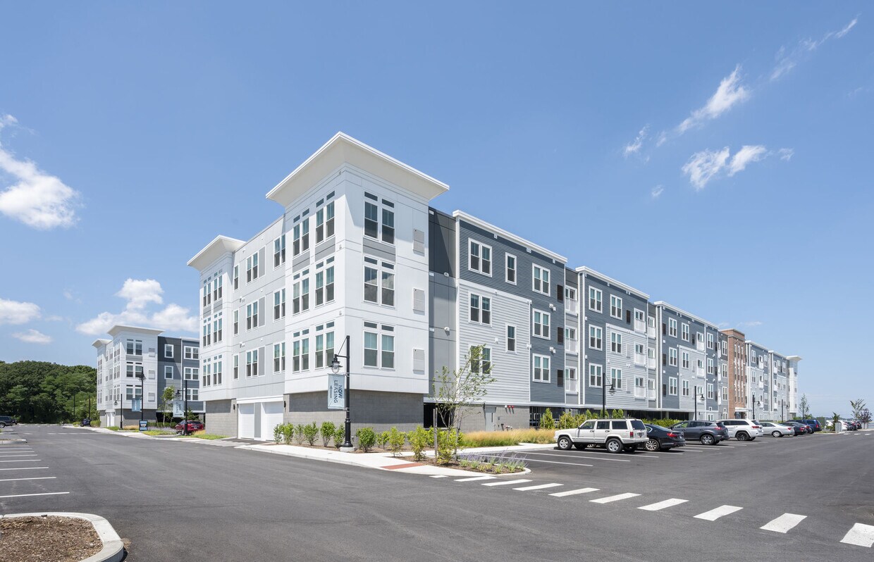Harborwalk Apartments at Plymouth Station Plymouth, MA