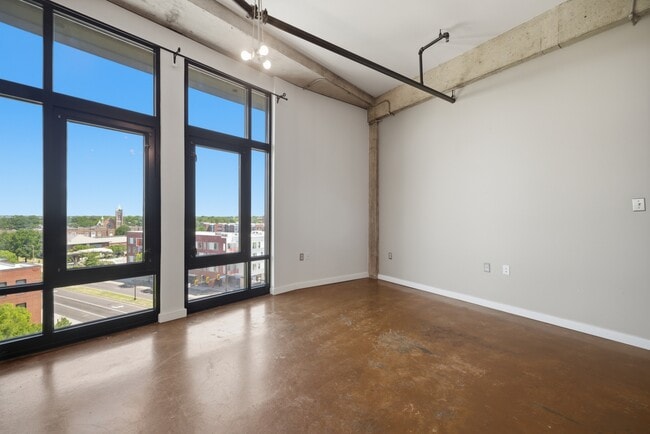 Photo - 415 St Pauls Blvd Townhome
