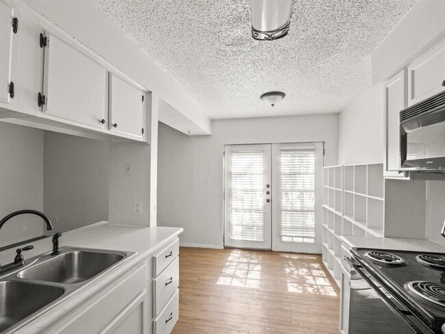 Building Photo - 3507 Alpine Cir