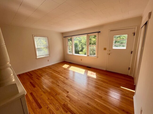 Foto del edificio - 1480 Boxwood Dr