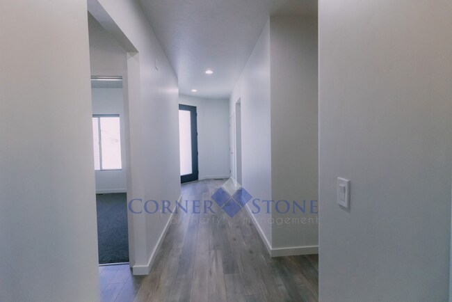 Building Photo - Gorgeous Home in Boise!