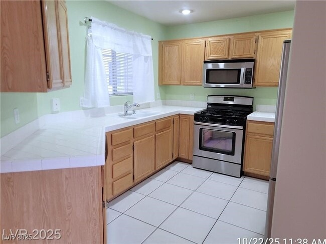 Building Photo - 1987 Cutlass Dr