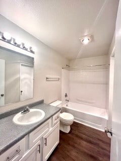 Foto del edificio - 5726 59th St Ct W