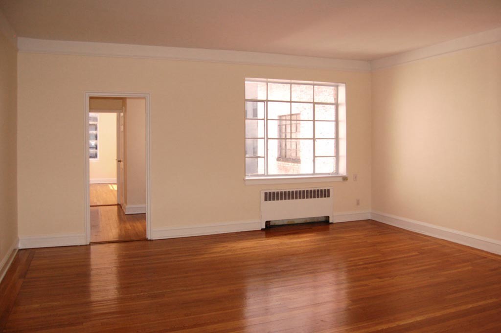 Primary Photo - 19 E 69th St
