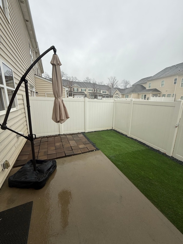 Building Photo - 456 Spring Gardens Drive