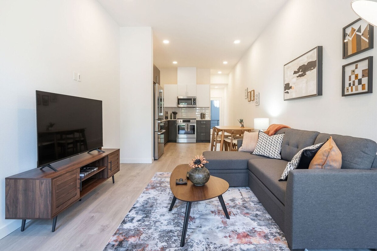 Foto principal - 1333 E Denny Way