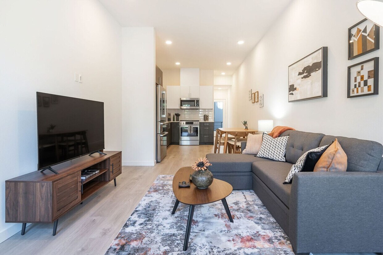 Foto principal - 1827 14th Ave