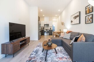 Building Photo - 1827 14th Ave