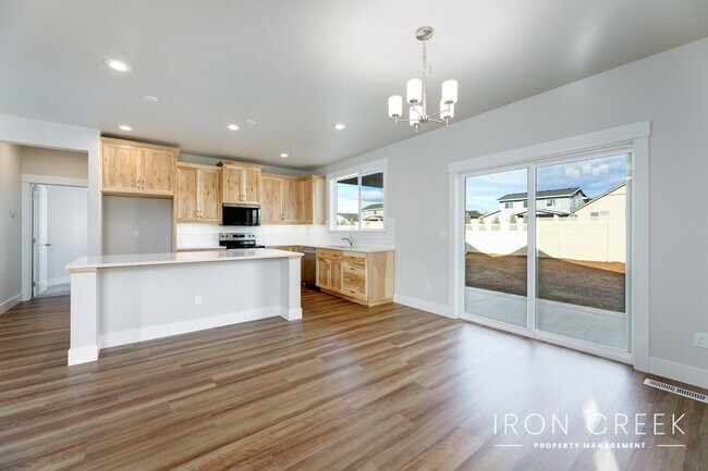 Building Photo - Brand-new construction with 3 bedrooms + o...