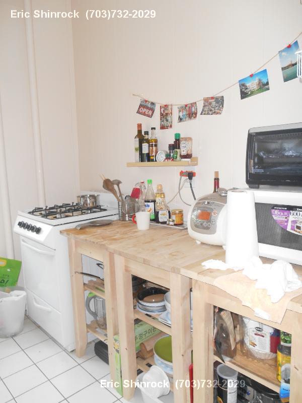 Building Photo - 79 Gordon St