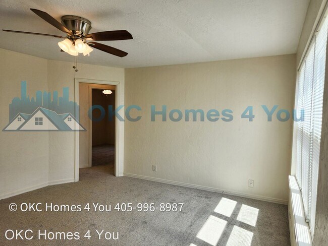 Building Photo - 2 br, 1 bath House - 3917 NW 23rd Street