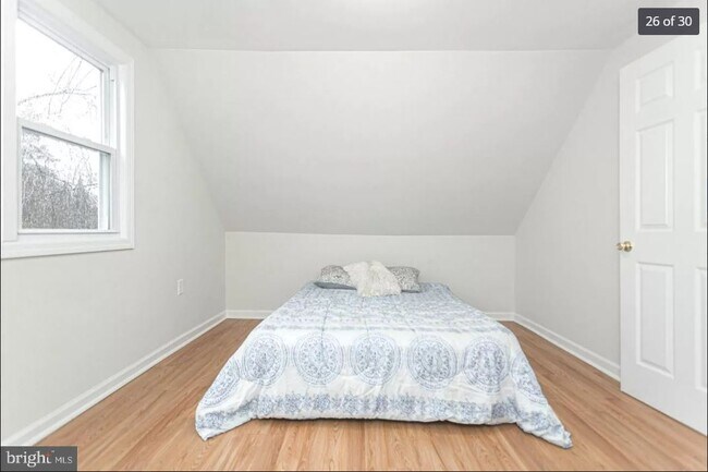 Foto del edificio - 631 Ridge Ave