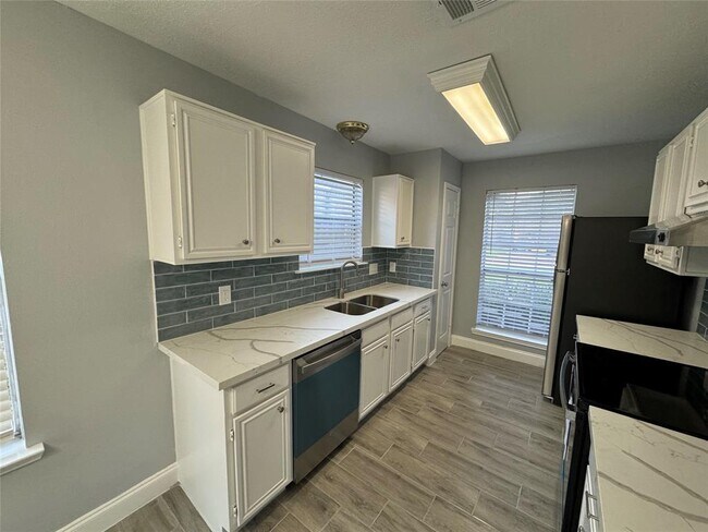 Building Photo - 4258 Gypsy Pops Dr