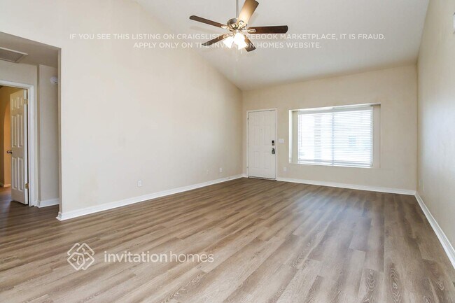 Foto del edificio - 2551 E Diamond Cir