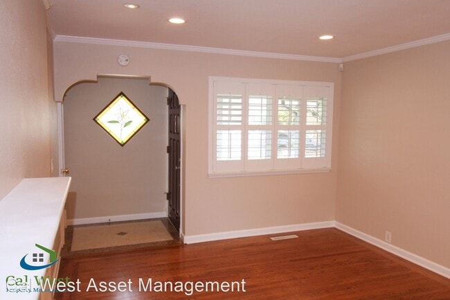 Building Photo - 3 br, 2 bath House - 1952 Rosswood Drive