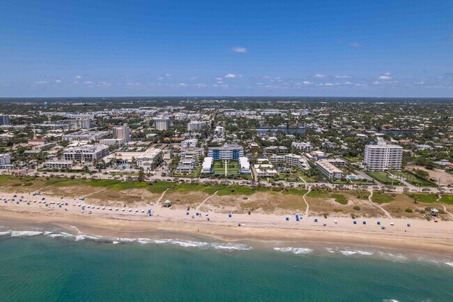 Foto del edificio - 120 N Ocean Blvd