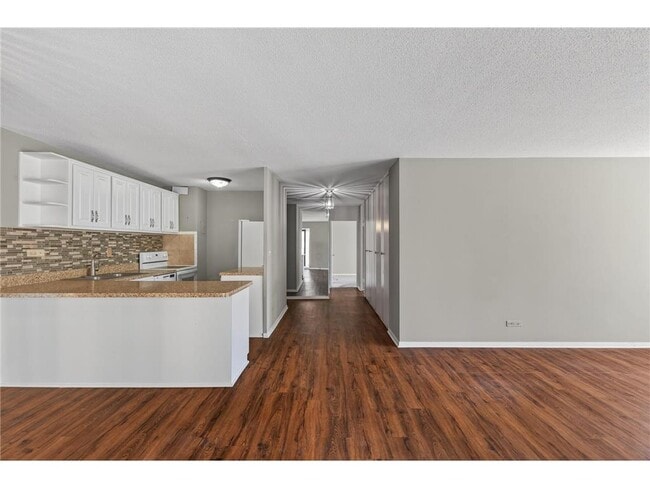 Foto del edificio - 19 S 1st St