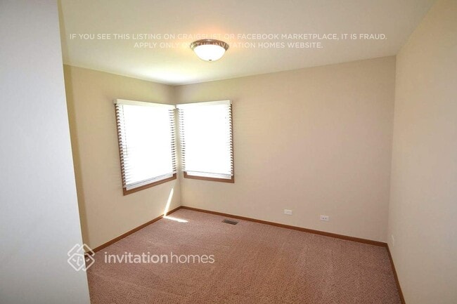 Foto del edificio - 1241 Victoria Ct