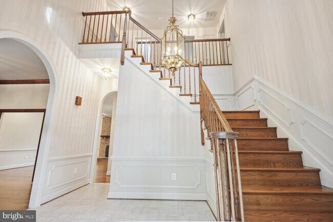 Building Photo - 1156 Mill Garden Ct