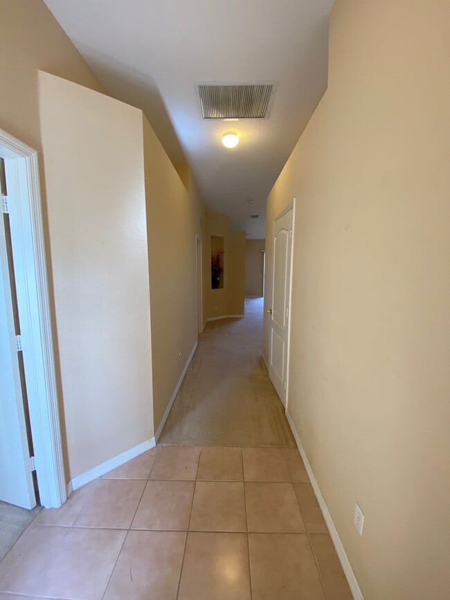 Building Photo - 2677 Blue Cypress Lake Ct