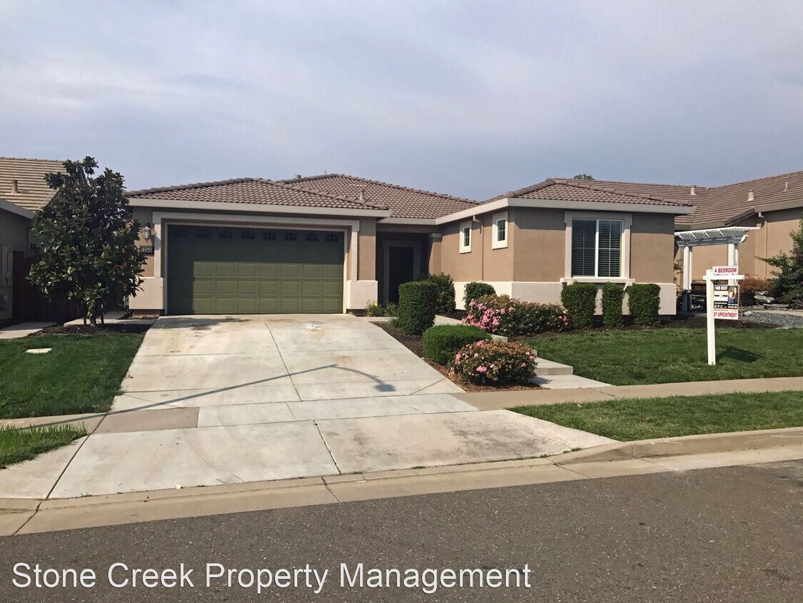 Primary Photo - 4 br, 2 bath House - 12345 Canyonlands Dr.