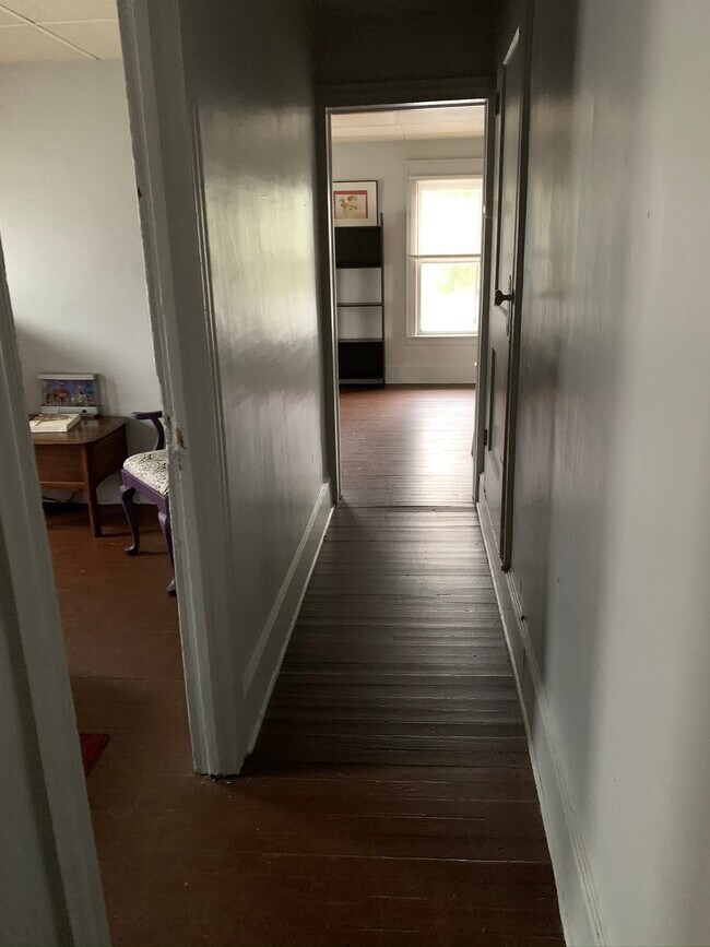 Building Photo - 1200 Monroe St