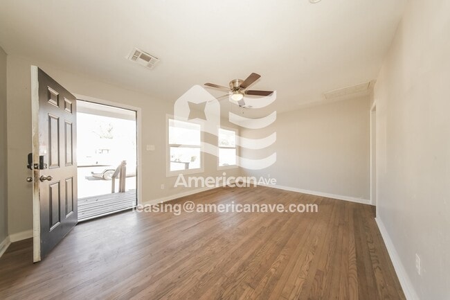 Foto del edificio - 4732 SE 24th St