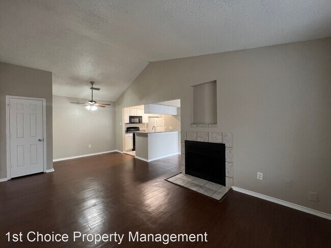 Building Photo - 1 br, 1 bath House - 833 W. Harwood Rd #C