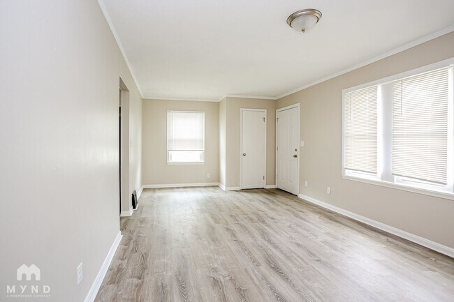 Foto del edificio - 967 S Richardson Ave