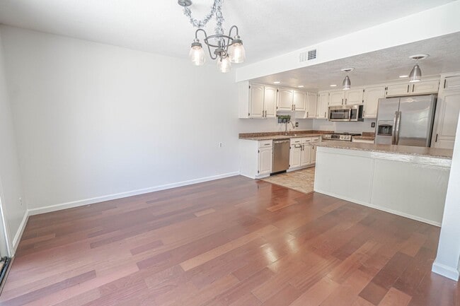 Building Photo - 27020 Rio Pecos Dr