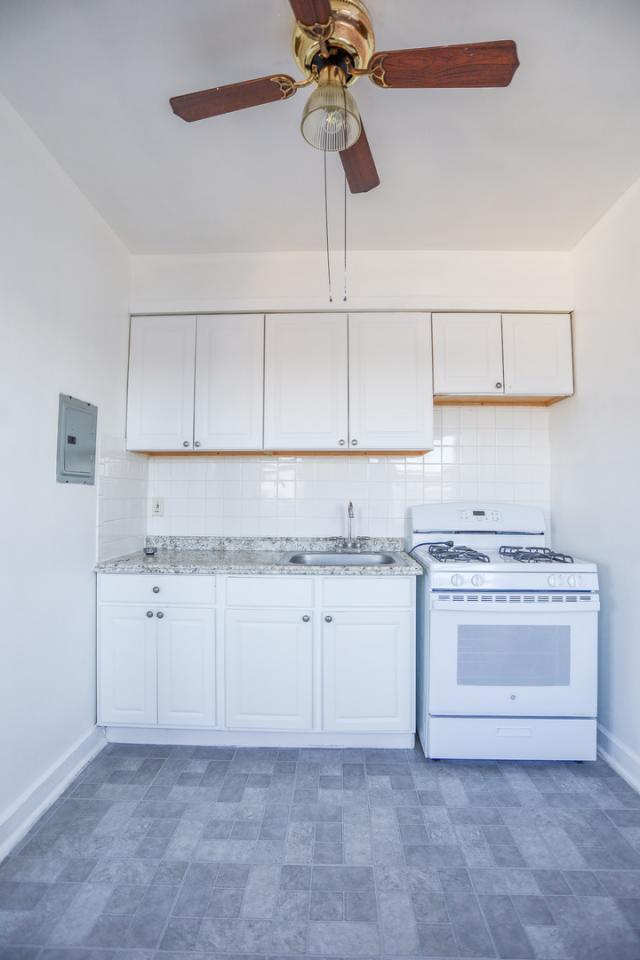 Building Photo - 1 bedroom in Chicago IL 60631