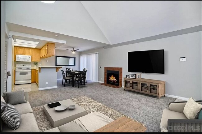 Dining Room - 17975 Caminito Pinero