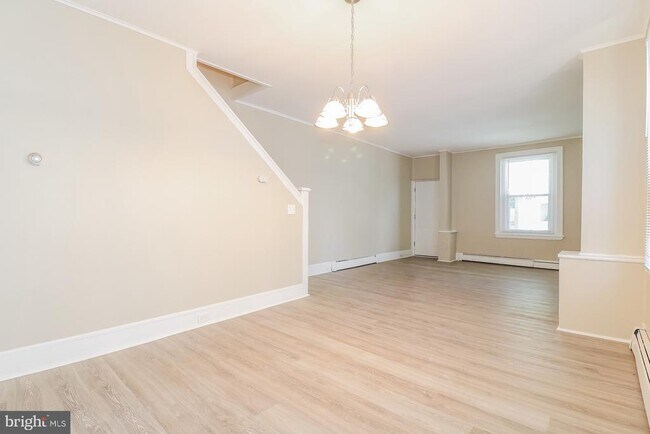 Foto del edificio - 5031 Homestead St