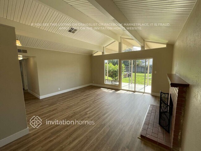 Foto del edificio - 10208 La Presa Way