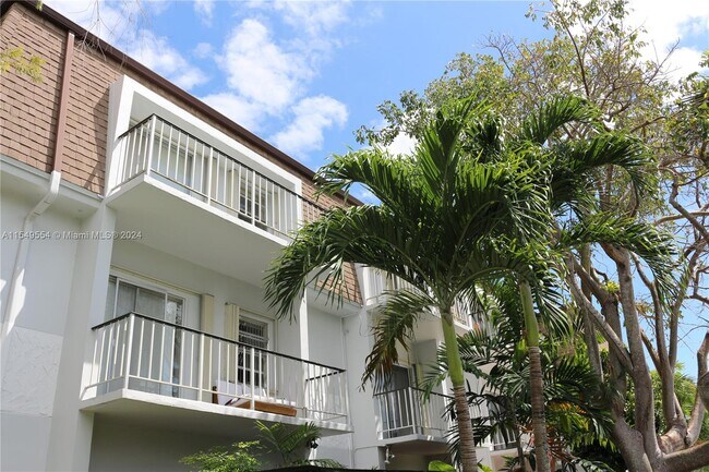 Foto del edificio - 9611 SW 77th Ave