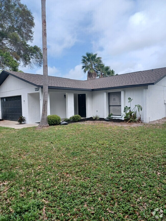 Beacon Groves Apartments for Rent with Utilities Included Palm Harbor, FL 1 Rentals