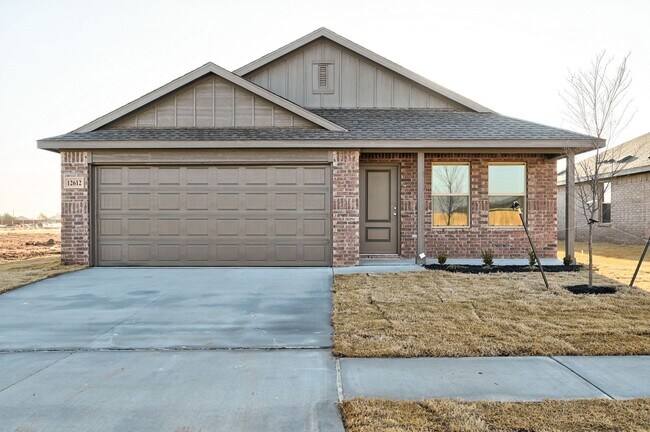 Foto del edificio - Move-In Special: $1,549 Off (1 Month Free!) -  New Construction 3 Bed / 2 Bath