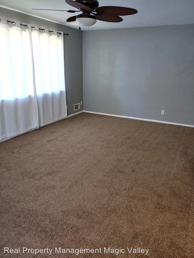Foto del edificio - 2 br, 1 bath House - 628 9th Ave