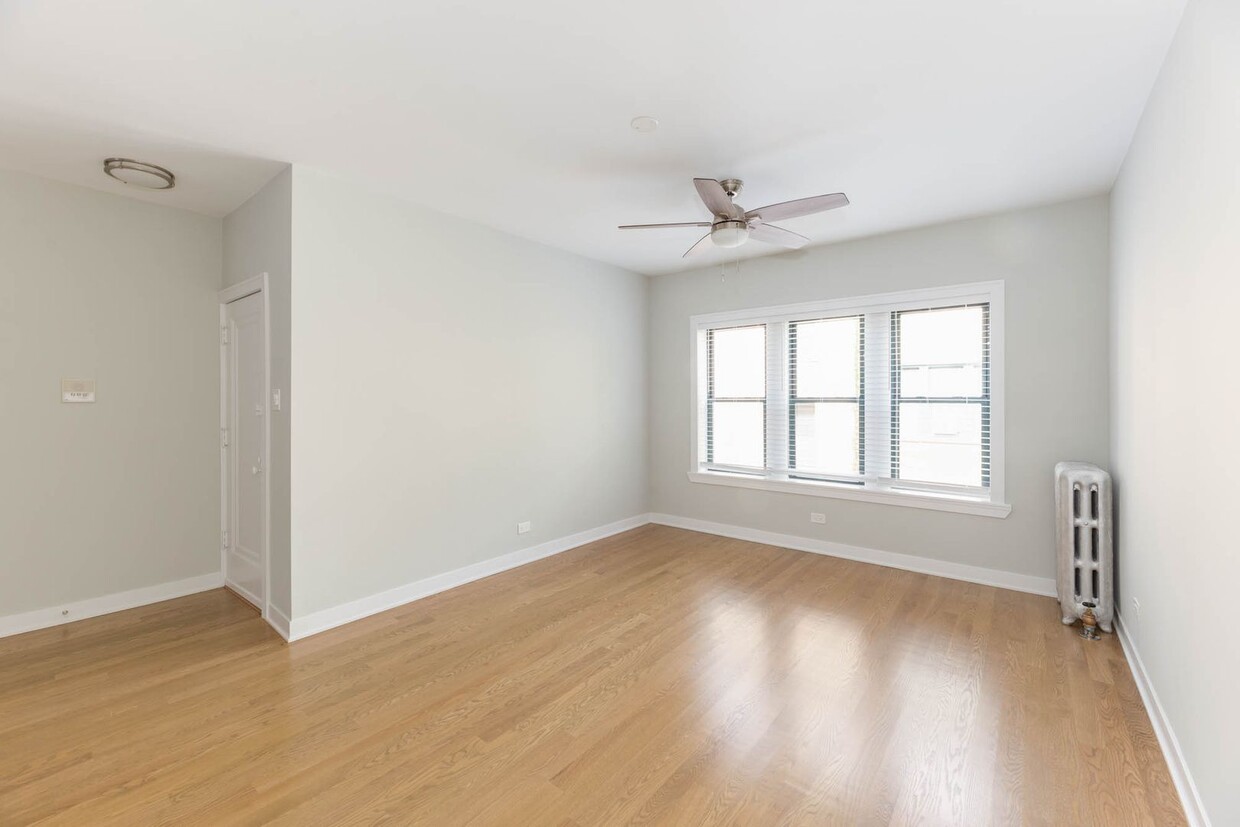 Foto principal - 4816 N Wolcott Ave