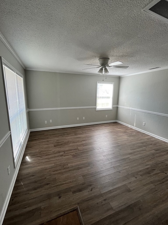 Building Photo - 119 Anns Cove