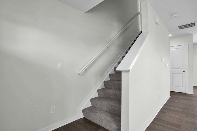Building Photo - Stunning 4-Bedroom Home in New Constructio...