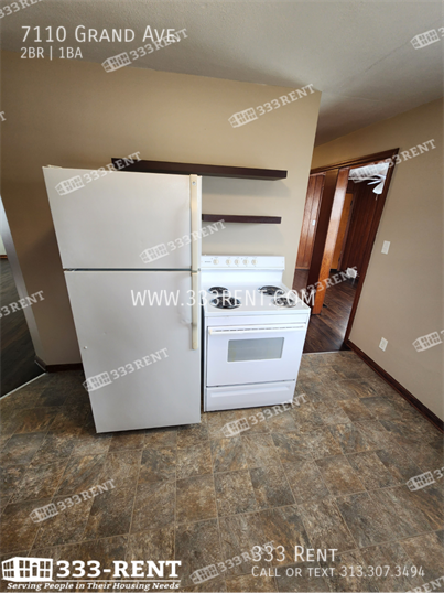 Foto del edificio - 7110 Grand Ave