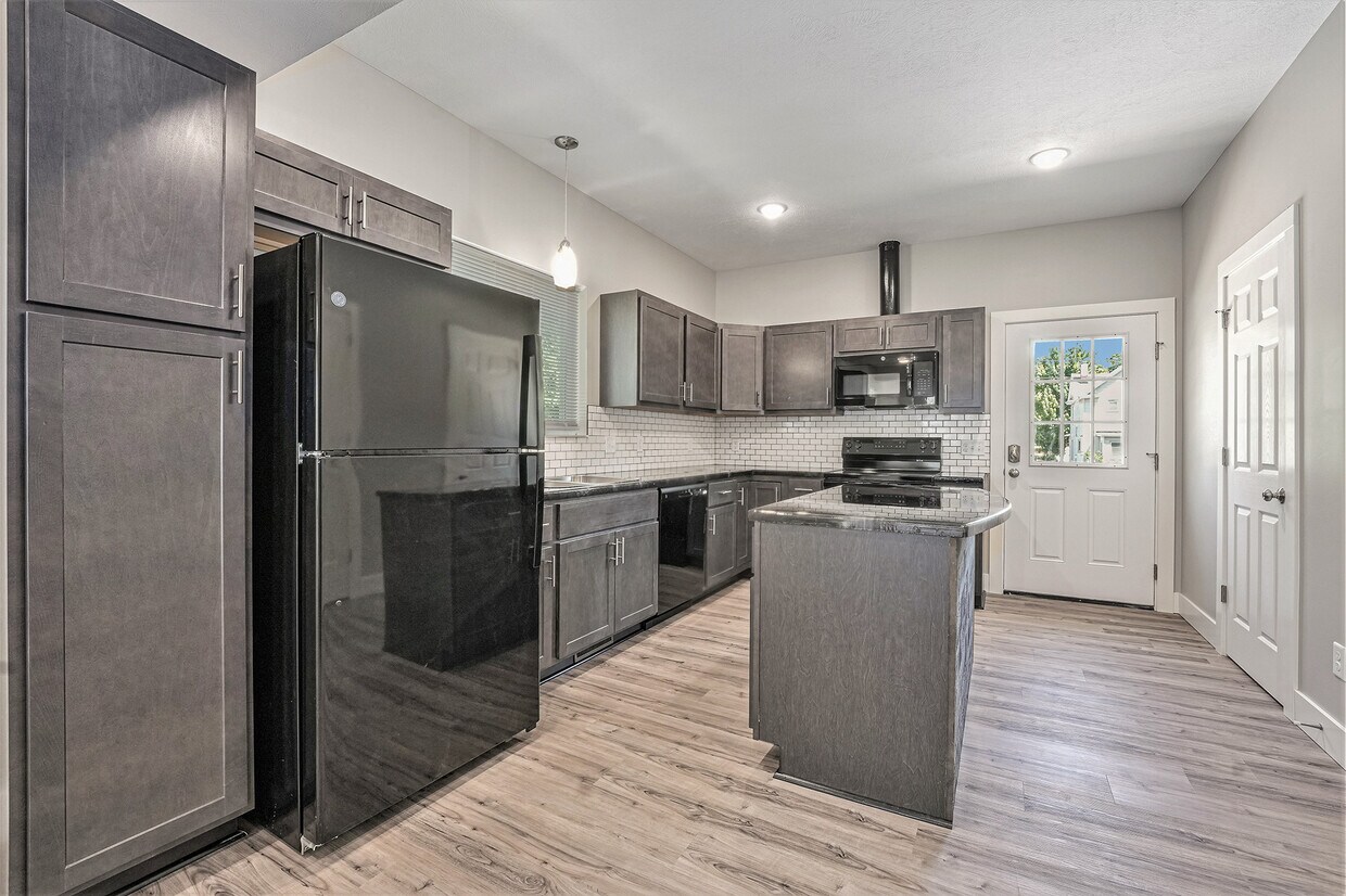 Foto principal - 717 Worden St SE